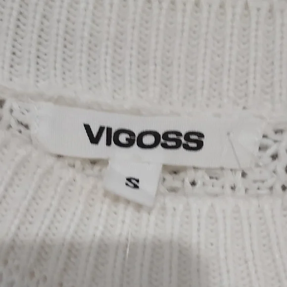 Vigoss Cream Cable Knit Sweater - Picture 3 of 4